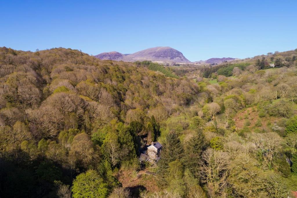 Luxurious Riverside Cottage In Snowdonia National Park Tanygrisiau Екстер'єр фото